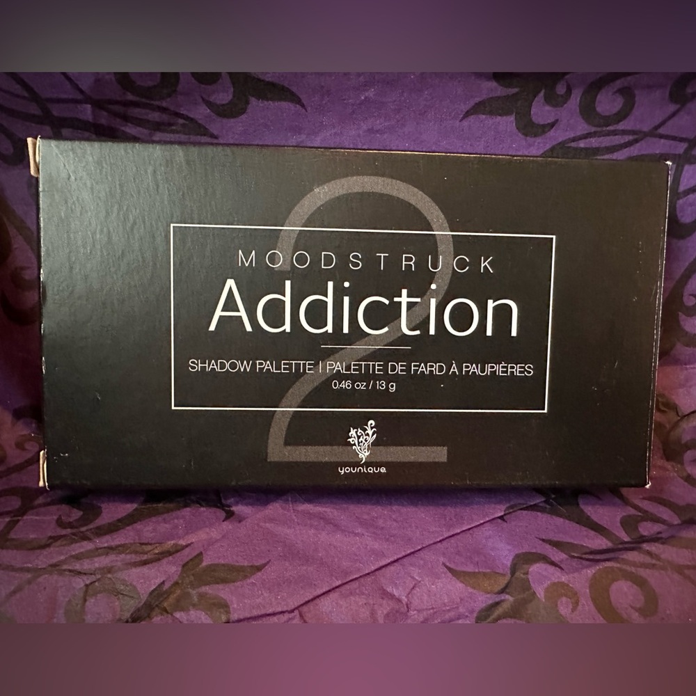 Younique Moodstruck Addiction Shadow Palette #2